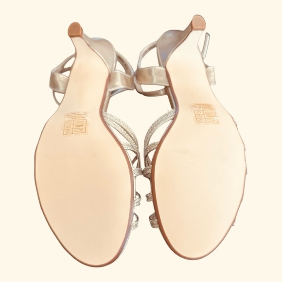 Touch Ups by Benjamin Walk Amara Sandals – Champagne – Size 10.5W – NWT - Picture 5 of 9